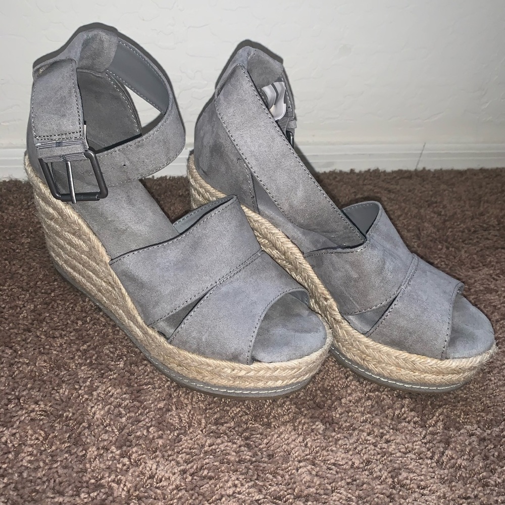 A new day wedges